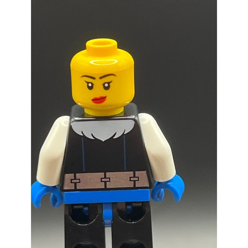 LEGO Space Ice Planet 2002 Series 26 Minifigure Blue Armor White Helmet col444